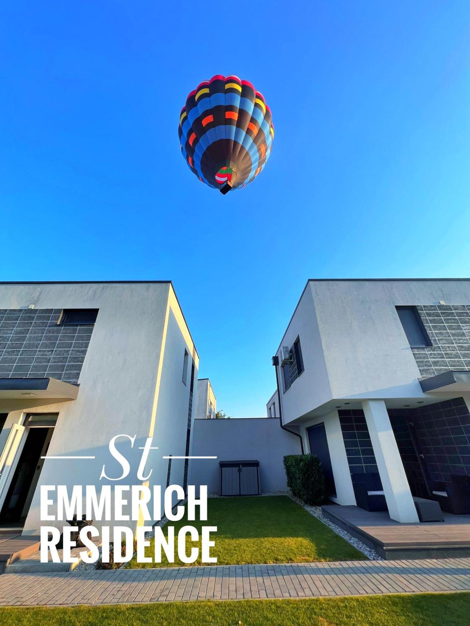 St Emmerich Residence Gyor Exterior photo